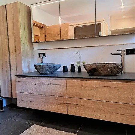 Sonnenheim Apartment *